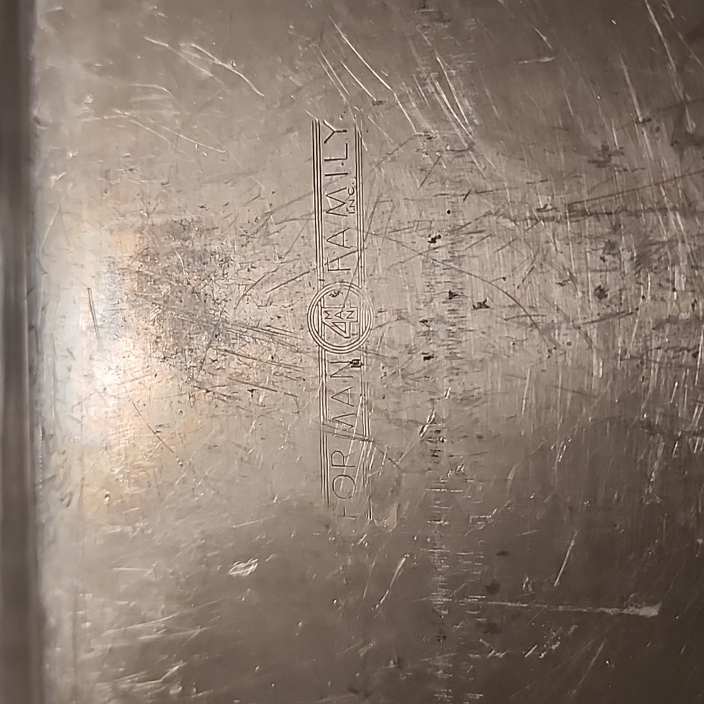 VINTAGE  FORMAN4FAMILY EMBOSSED ALUMINUM TRAY - Picture 6 of 7